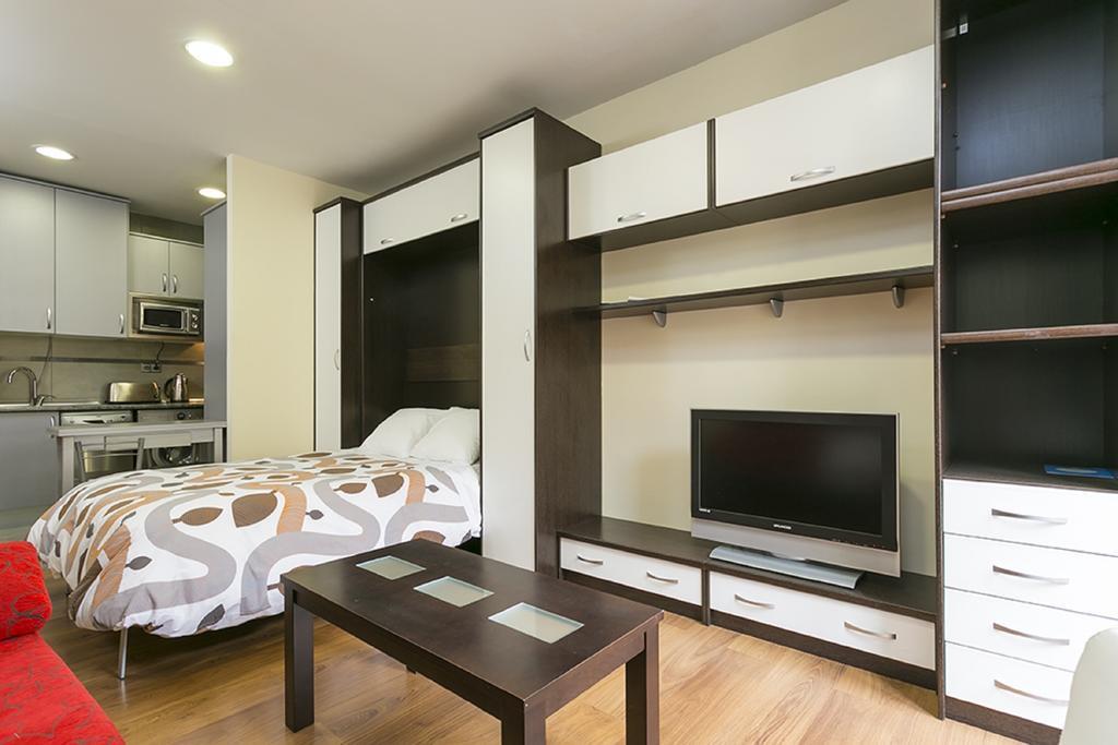 Apartments Center Madrid Szoba fotó